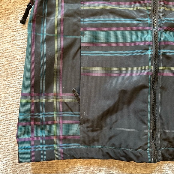 Empyre Shell Snowboarding / Skiing Jacket - Picture 5 of 10